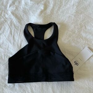 Alo Yoga Endear bra NWT